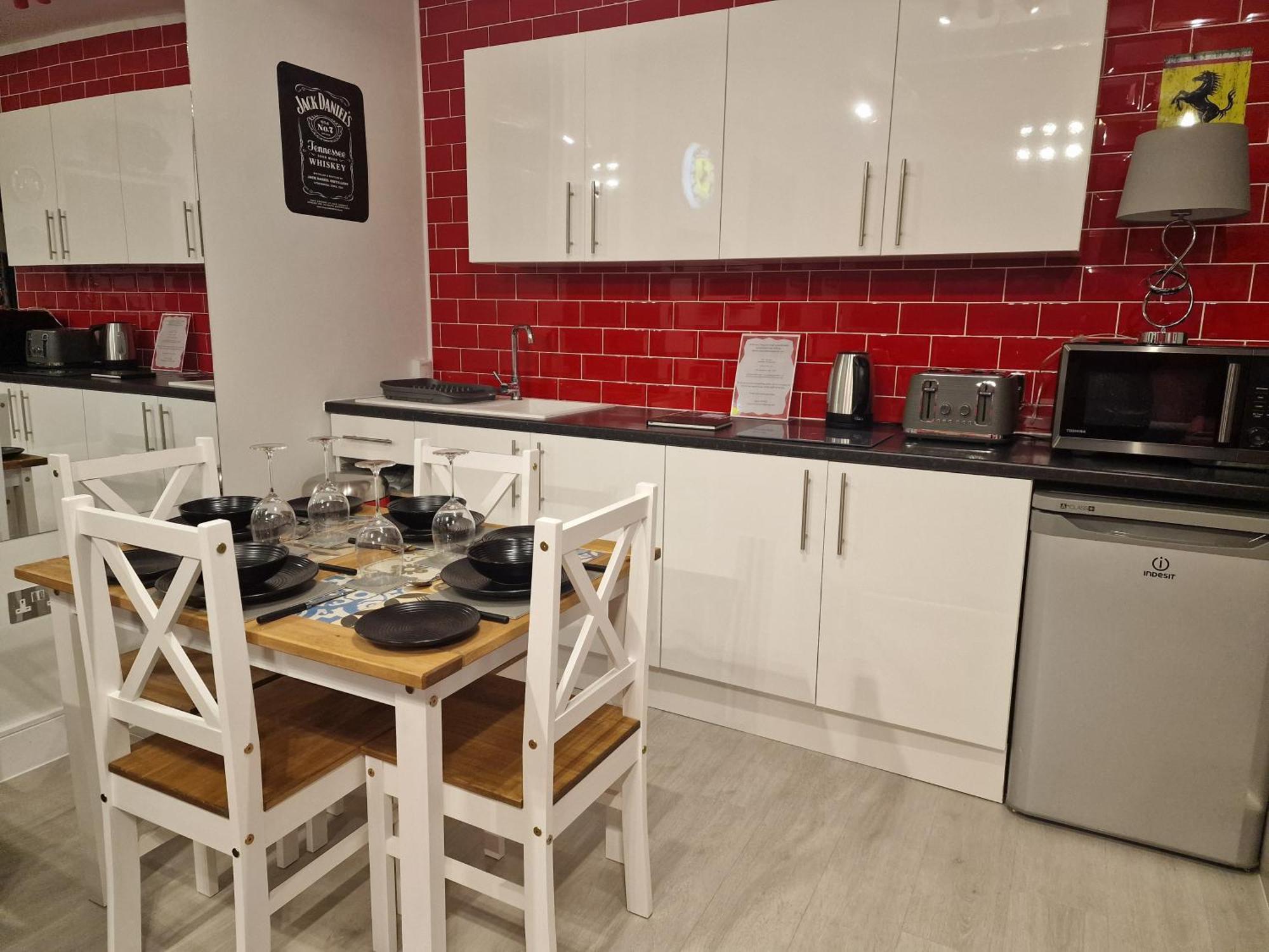 Joiners Arms - Studio Apartments Market Drayton Dış mekan fotoğraf