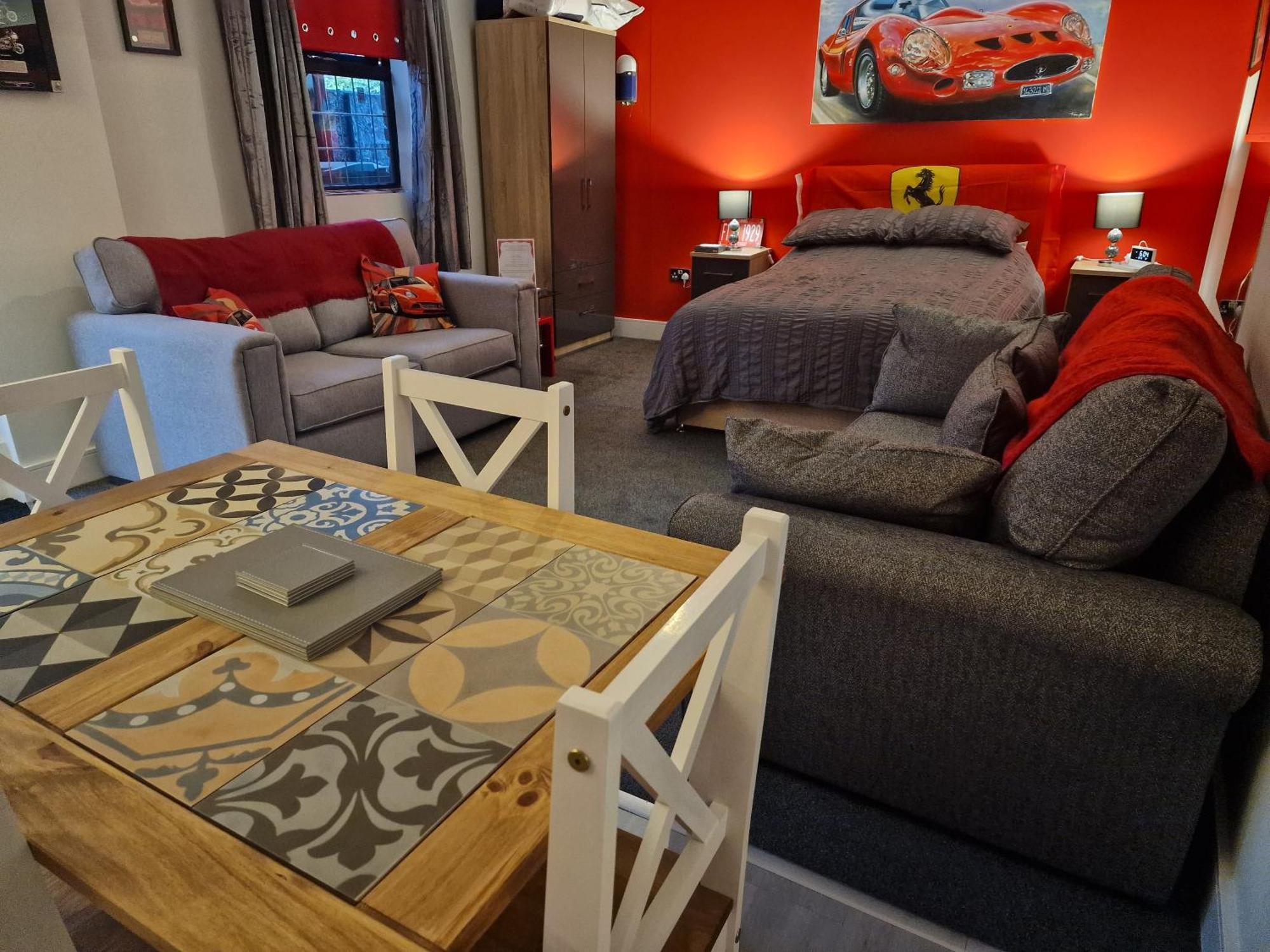 Joiners Arms - Studio Apartments Market Drayton Dış mekan fotoğraf