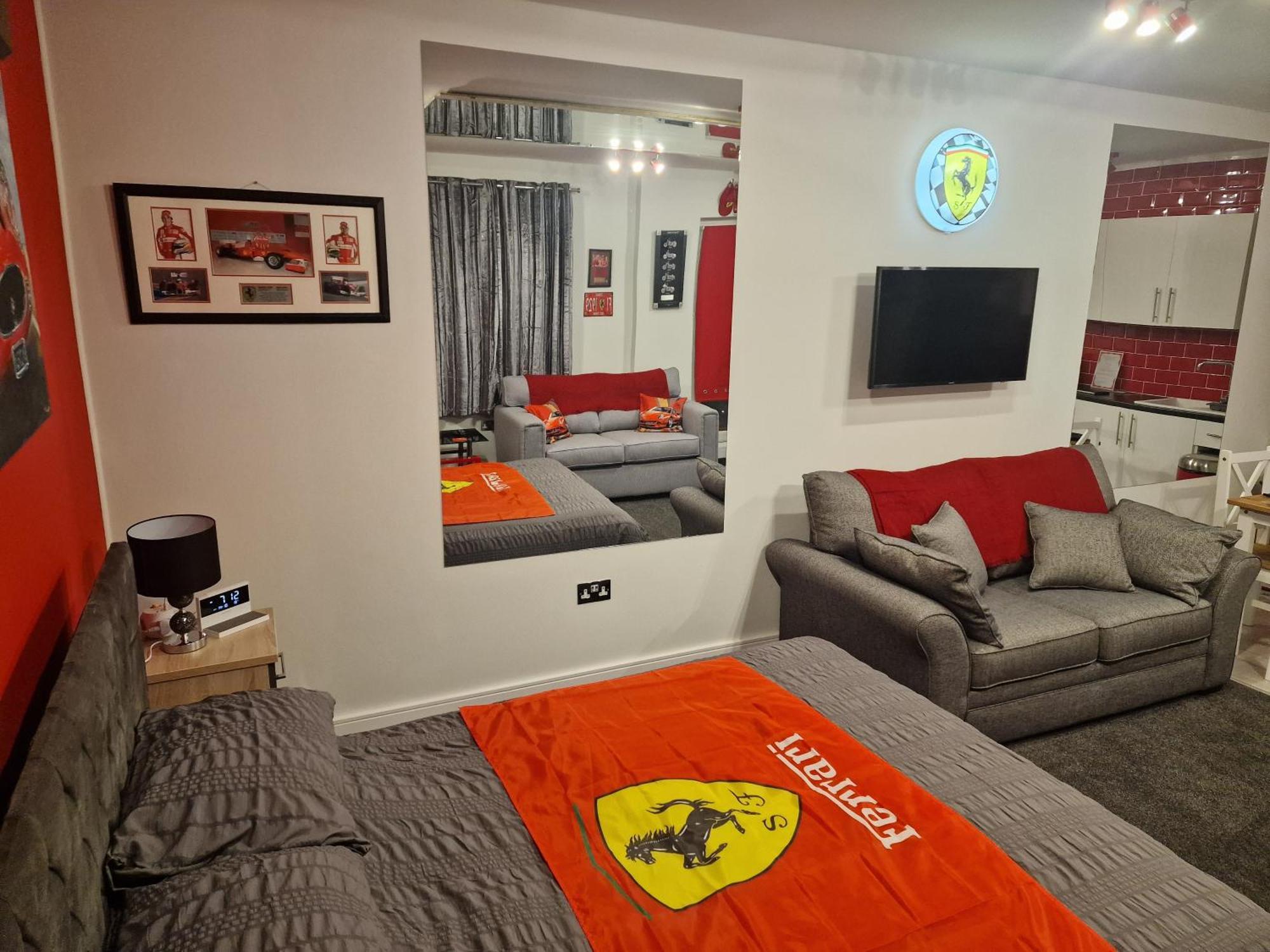 Joiners Arms - Studio Apartments Market Drayton Dış mekan fotoğraf